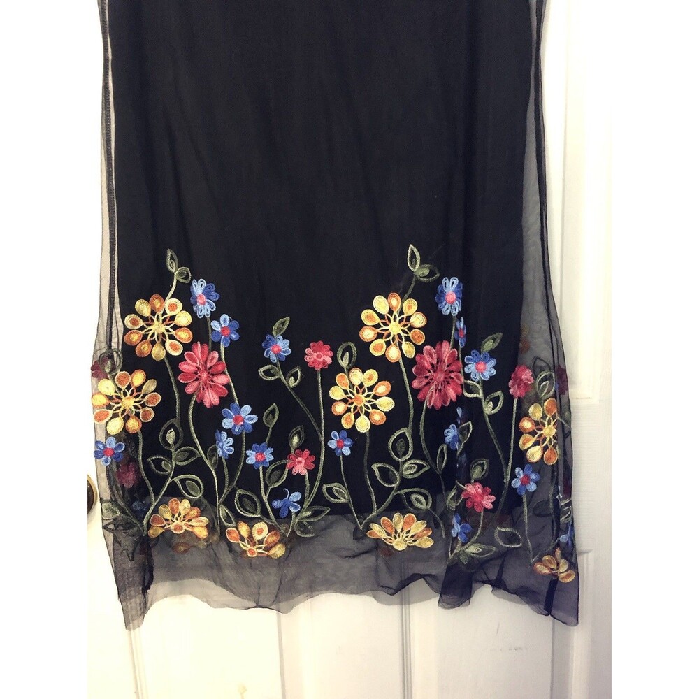 Shein Dress 6 Medium Sleeveless Black Toile Overlay Multi Embmroidered Flowers - Picture 5 of 6